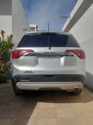 Gmc Acadia image 15