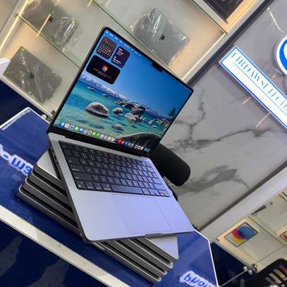 MacBook Pro M1 Pro 14 Pouces Ram 16Go SSD 512Go image 3