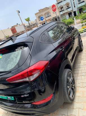 HYUNDAI TUCSON 2016 image 4