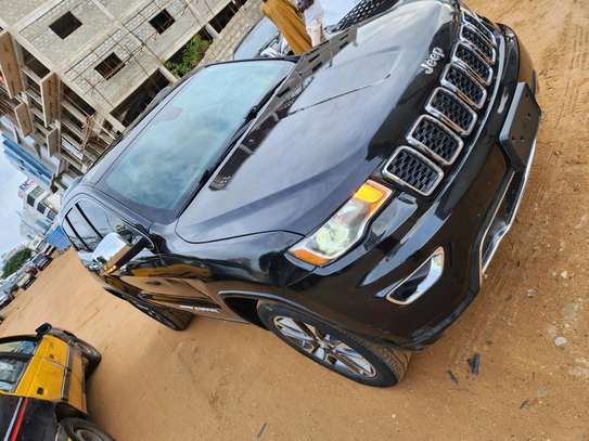 Jeep grand cherokee Anne 2018 image 1