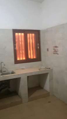 Appartement F3 à louer a Diakhaye - keur massar image 7