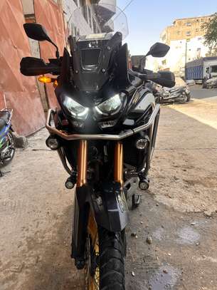 Africa twin Adventure automatique image 5