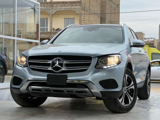 Mercedes benz image 11