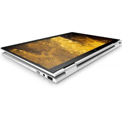 HP EliteBook 1030 Corei7 512ssd ram16 image 3