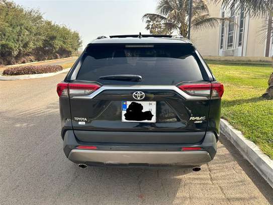 Toyota Rav4 2019 image 3