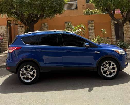 Ford Escape Titanium image 2