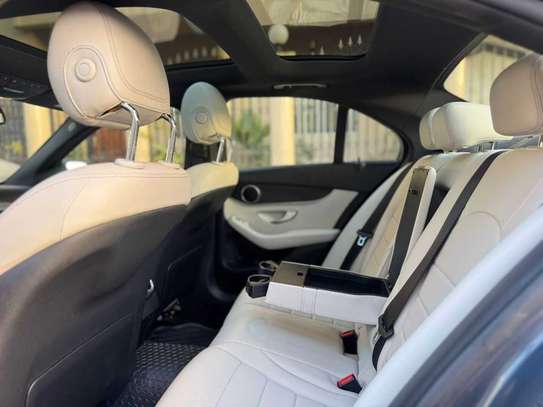 Mercedes C300 2016 image 5