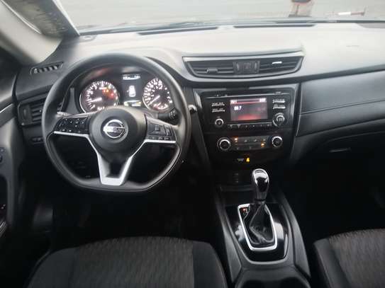 Nissan rogue 2017 image 8