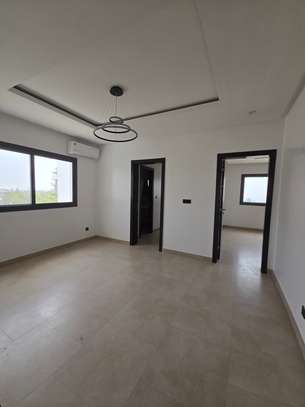 APPARTEMENT NEUF F4 À FANN MERMOZ image 11