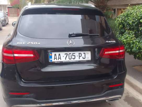 Mercedes GLC250 image 3