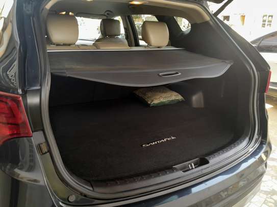 Hyundai  santafé  2017 image 8