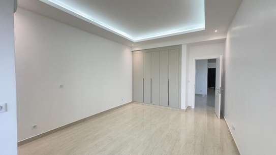 appartement à louer à Fann avec vue sur la mer image 7