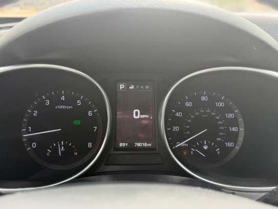 HYUNDAI SANTAFE 2017 image 12