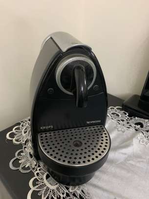 Machine à café nespresso image 1