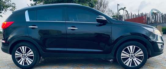 KIA SPORTAGE image 1