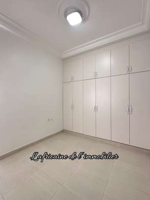 Appartement F4 à louer – Mamelles, corniche image 9
