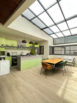 Studio meublé moderne à louer – Mamelles image 1