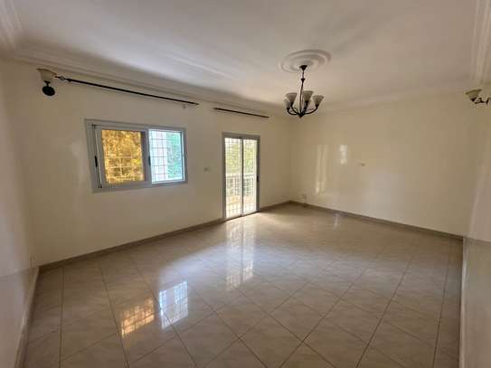 APPARTEMENT F5 À LOUER MARISTE image 2