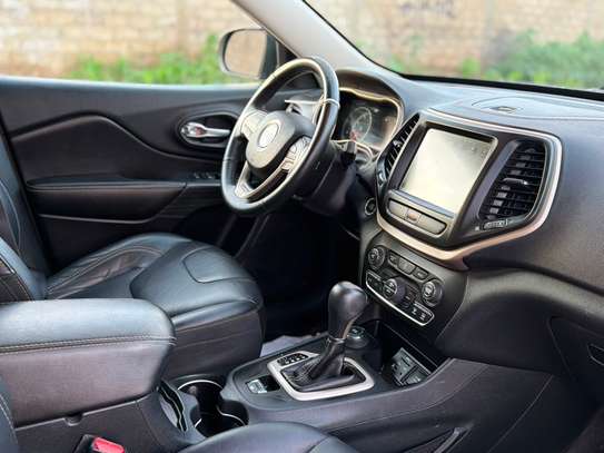 Jeep Cherokee 2017 limited image 8