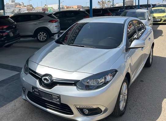Renault SM3 essence 2016 image 10