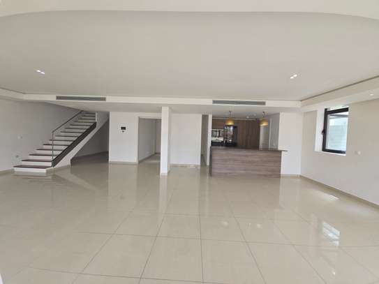 Duplex F4 Corniche Mermoz image 1