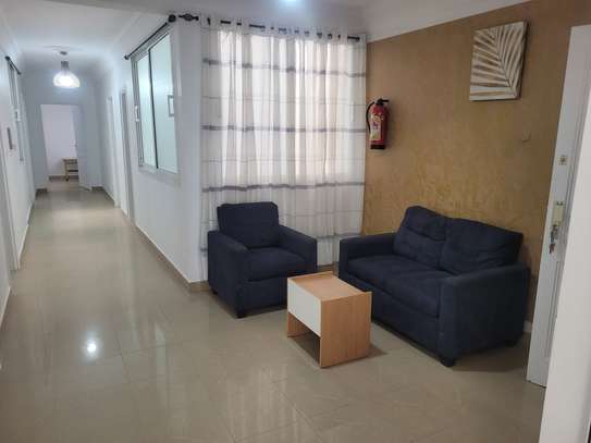 Trois chambres à louer avec les meubles image 4