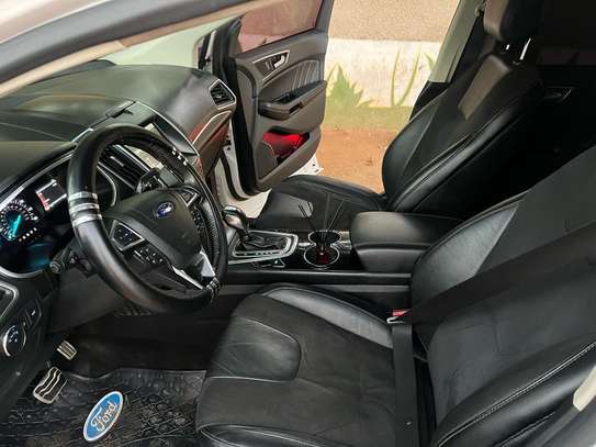 ford edge sport image 10