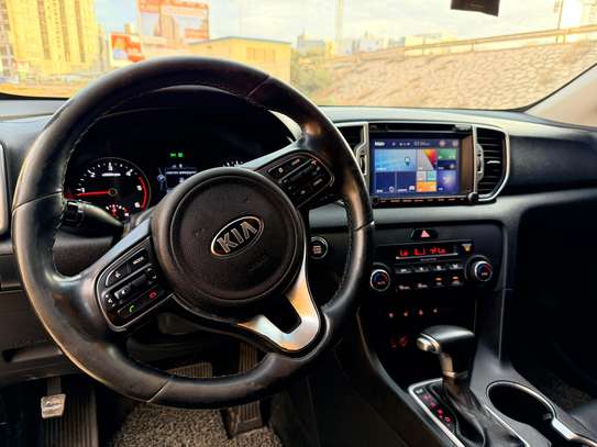 Kia SPORTAGE année 2018 automatique diesel image 5