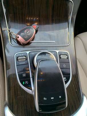 Mercedes GLC 2017 image 7