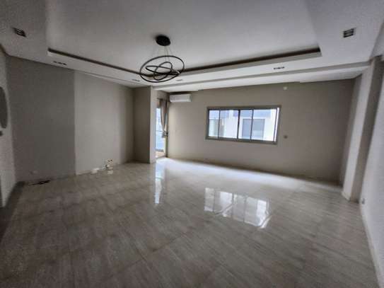 Appartement à louer au virage F4 image 9