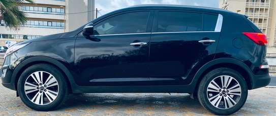 KIA SPORTAGE image 4