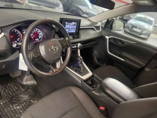 2022 / TOYOTA RAV4 VENANT XL image 10