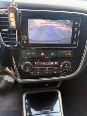 MITSUBISHI OUTLANDER ANNÉE 2018 image 7