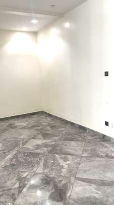 Appartement a louer a Mermoz image 7
