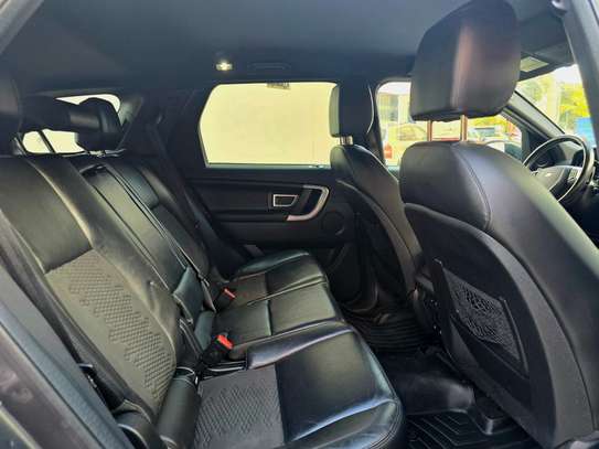 Range Rover Discovery Sport 2018 image 10