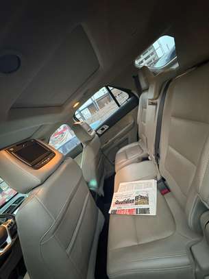 Ford explorer platinium limited image 8