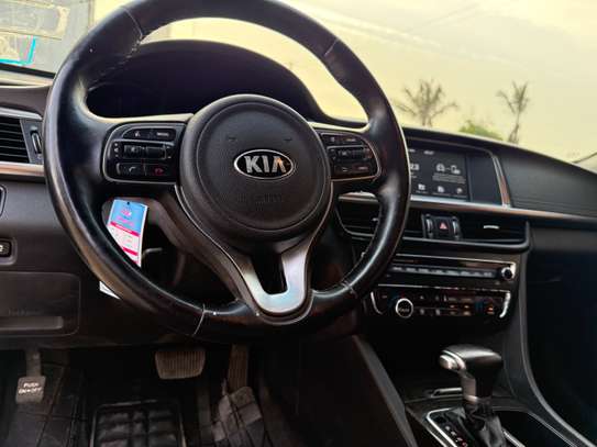 Kia optima S image 10