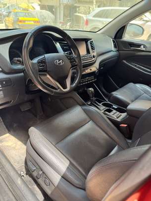Hyundai Tucson Limited 2017 image 4