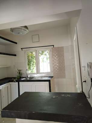 appartement 2 chbres proche lycée Mermoz image 3