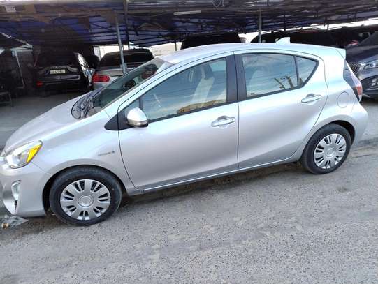 Toyota Prius image 6