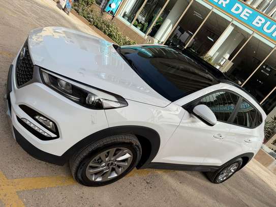 Hyundai Tucson 2016 image 2