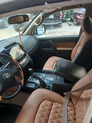 LAND CRUISER image 9