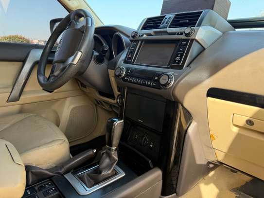 Toyota prado VX image 6