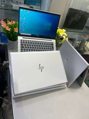 Hp elitebook 830 image 2