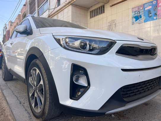 KIA STONIC 2017/2018 image 2