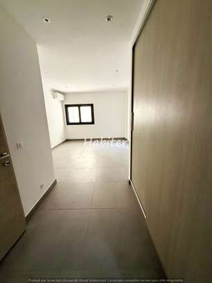 Magnifique Appartement à louer au Point E image 4