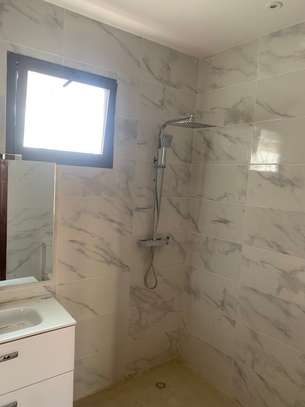 Très appartements F4 à louer aux Mamelles image 15