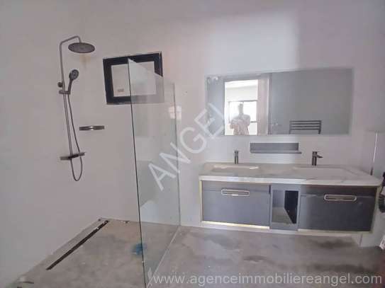 Ref_2767_SEY Immeuble R+8 à louer à la Cité Keur Gorgui image 8