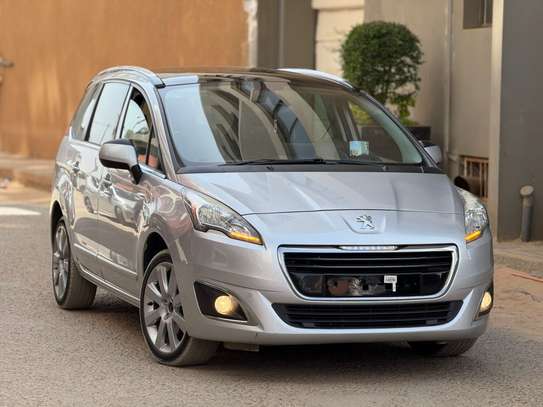 Peugeot 5008 7 places image 10