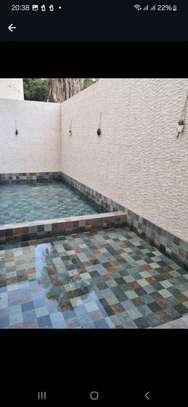 Appartement meublé à louer au point e image 13